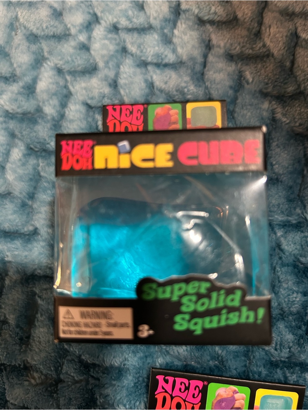 NeeDoh Nice Cube Blue Super Solid Squish